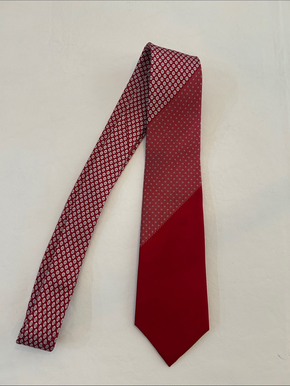 Tonguetied Men's Red Patterned Silk Tie